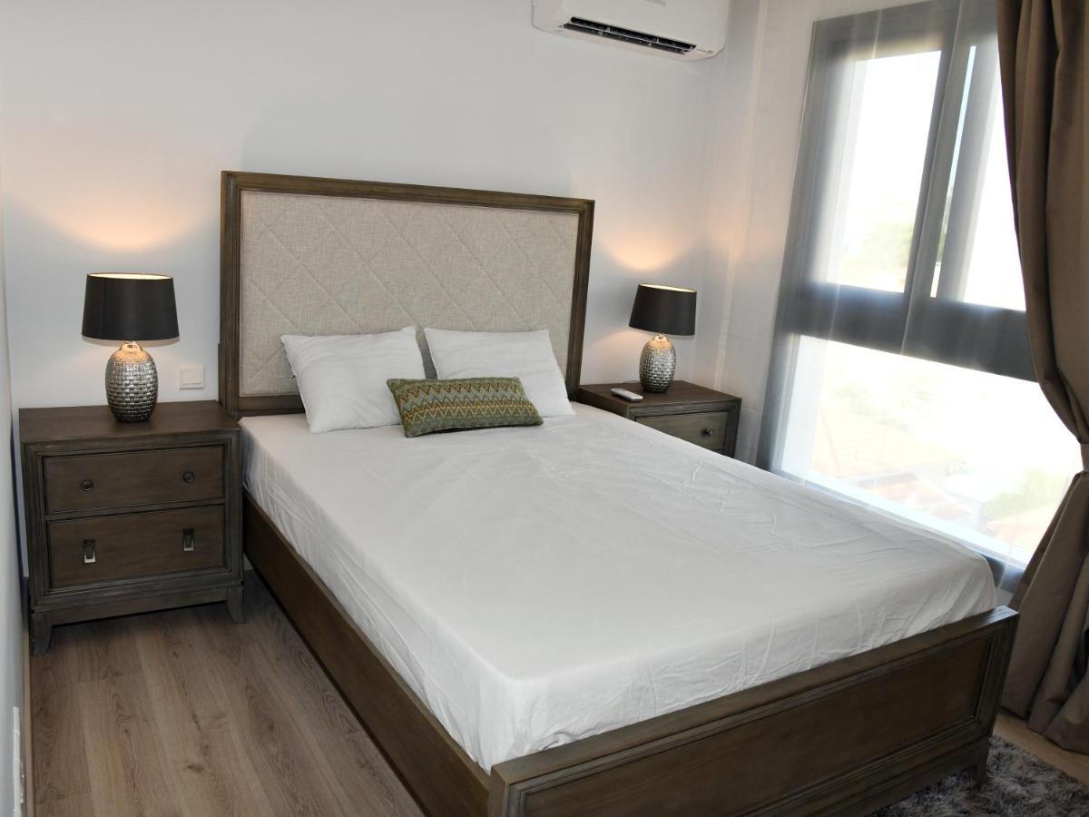 Baz Tower Aparthotel Nicosia Exterior photo