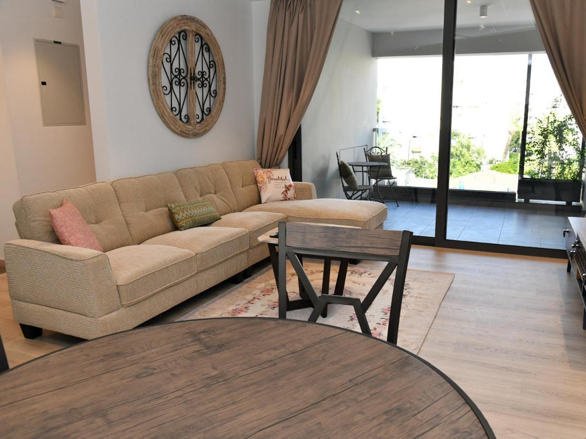 Baz Tower Aparthotel Nicosia Exterior photo